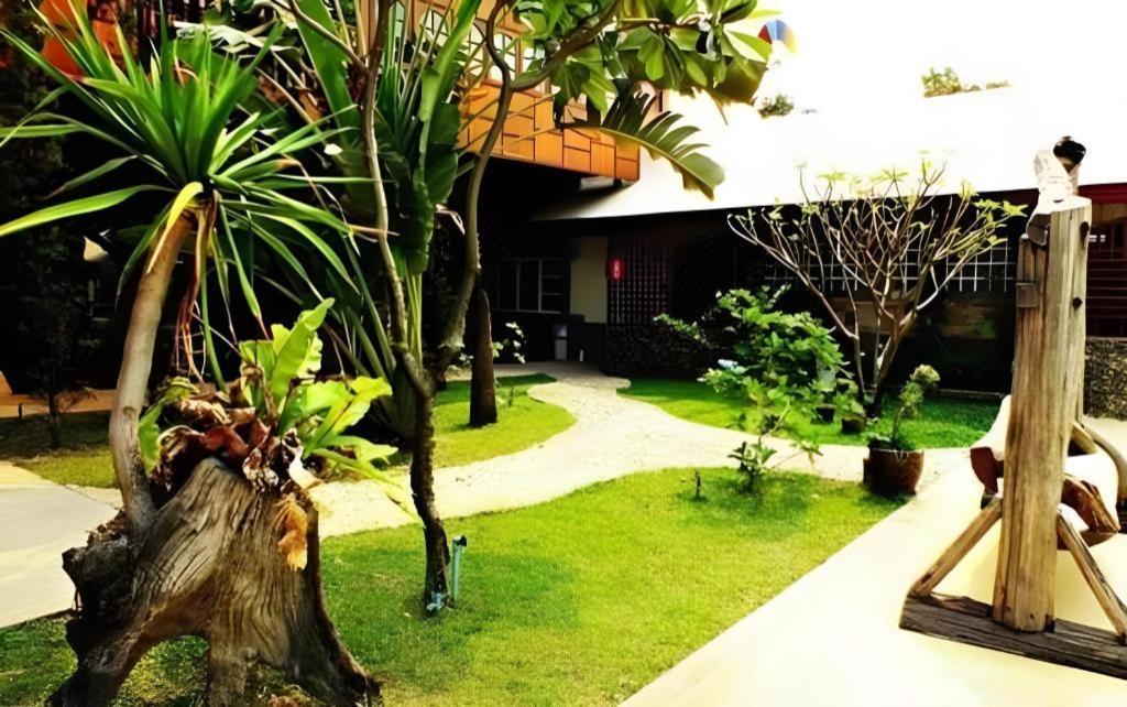 Siam River Resort Чайяпхум Экстерьер фото