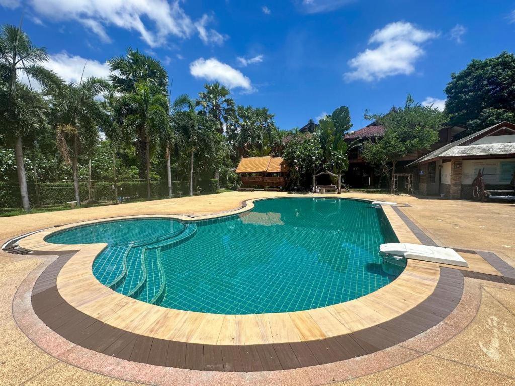 Siam River Resort Чайяпхум Экстерьер фото